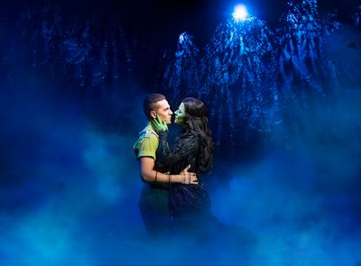 Aaron Sidwell and Amy Ross Photo
