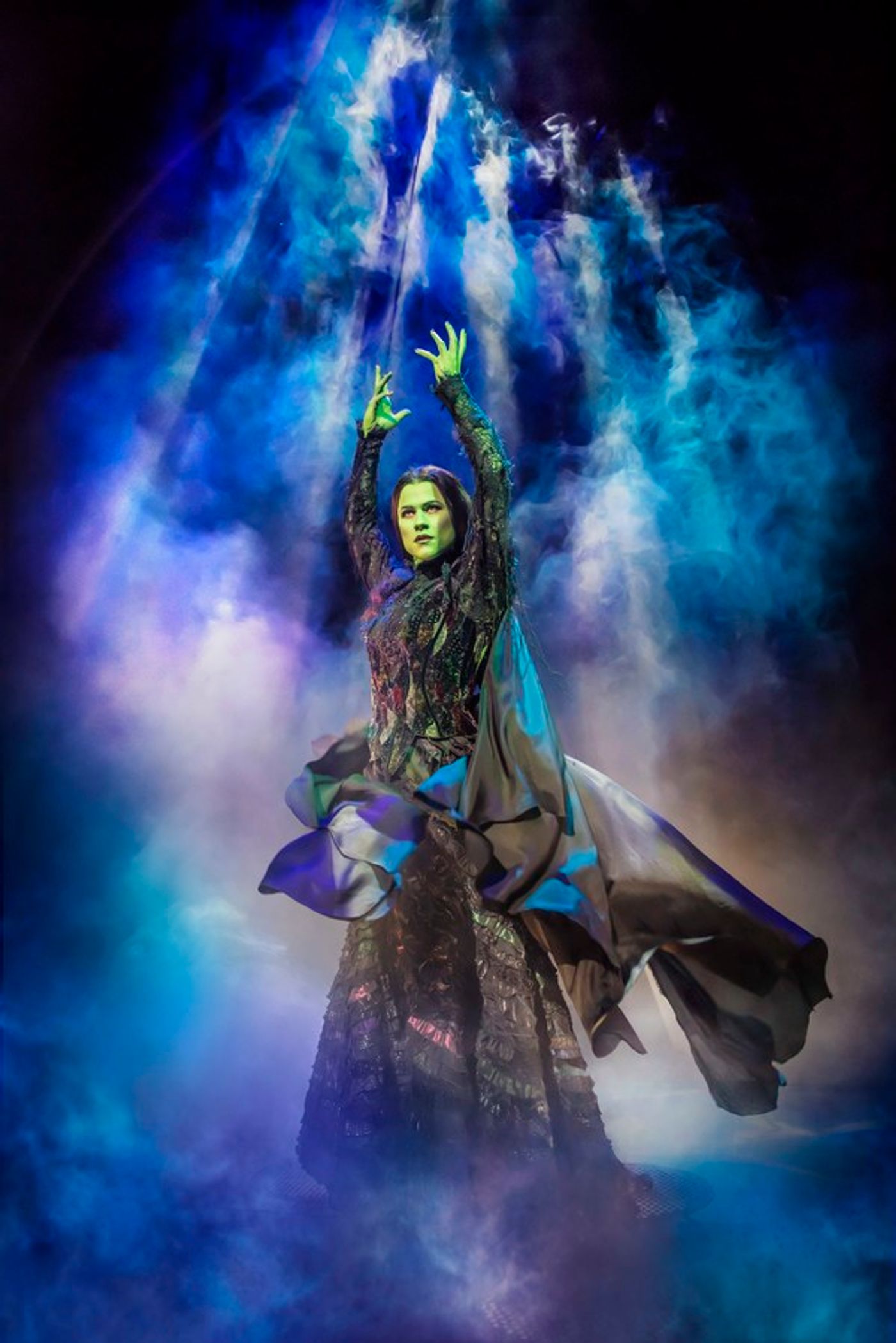 Photo Flash: First Look at the New WICKED UK and Ireland Tour Cast  Image