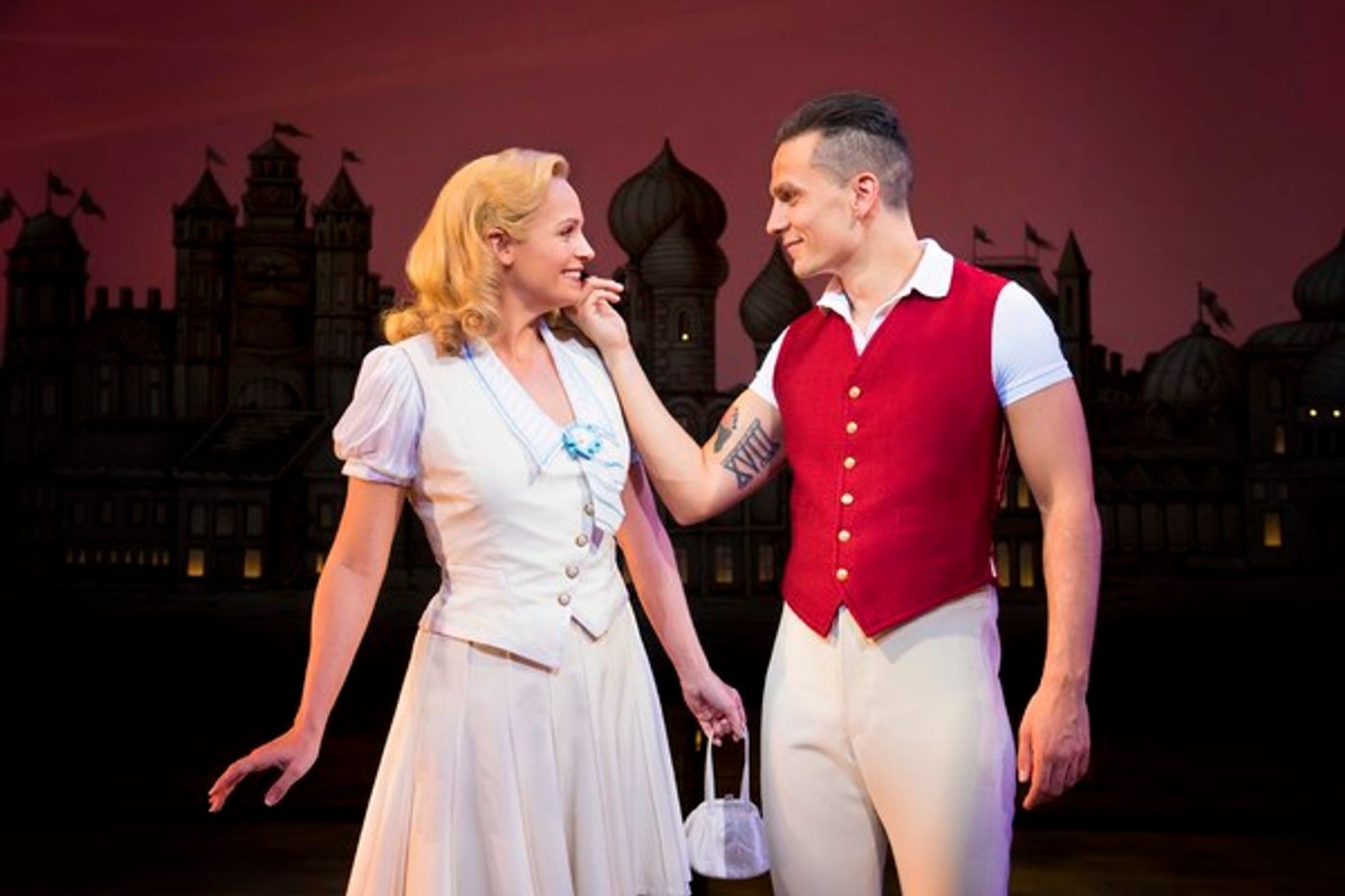 Photo Flash: First Look at the New WICKED UK and Ireland Tour Cast  Image