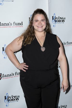 Bonnie Milligan Photo