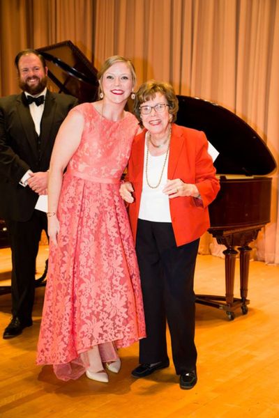 Corrie Stallings with Mildred Miller Posvar  Photo