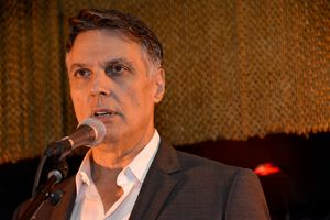 Robert Cuccioli Photo