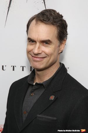 Clive Owen and Jin Ha Photo