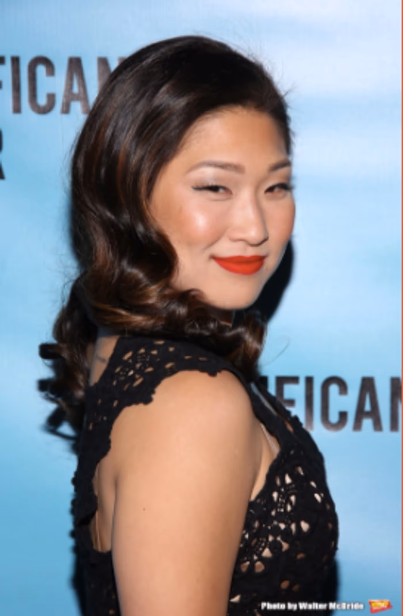 Interview: Jenna Ushkowitz Talks HELLO AGAIN, Time Travel and Possible Return to Broadway Image