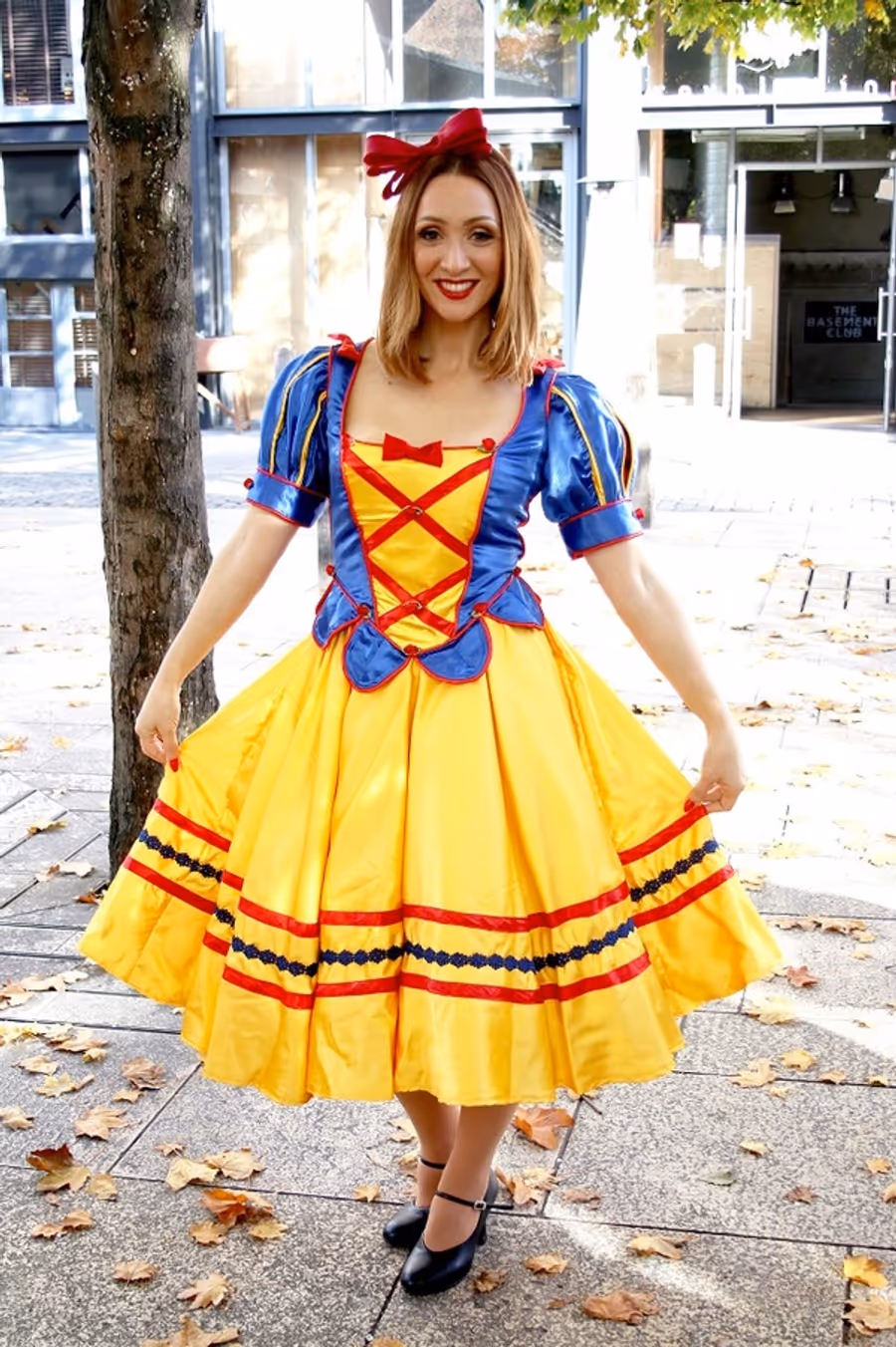 Photo Flash: It'll Be a White Christmas! Panto Stars Launch SNOW WHITE at St Helens Theatre Royal Image