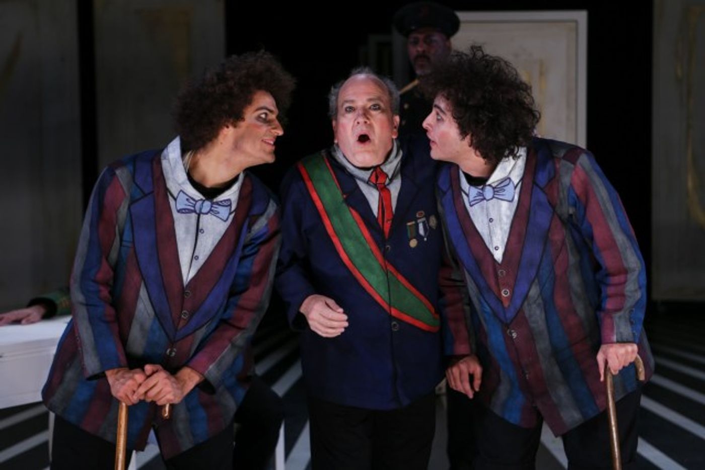Review: Seattle Shakes' THE GOVERNMENT INSPECTOR Bribes Us with Delicious Cartoon Farce  Image