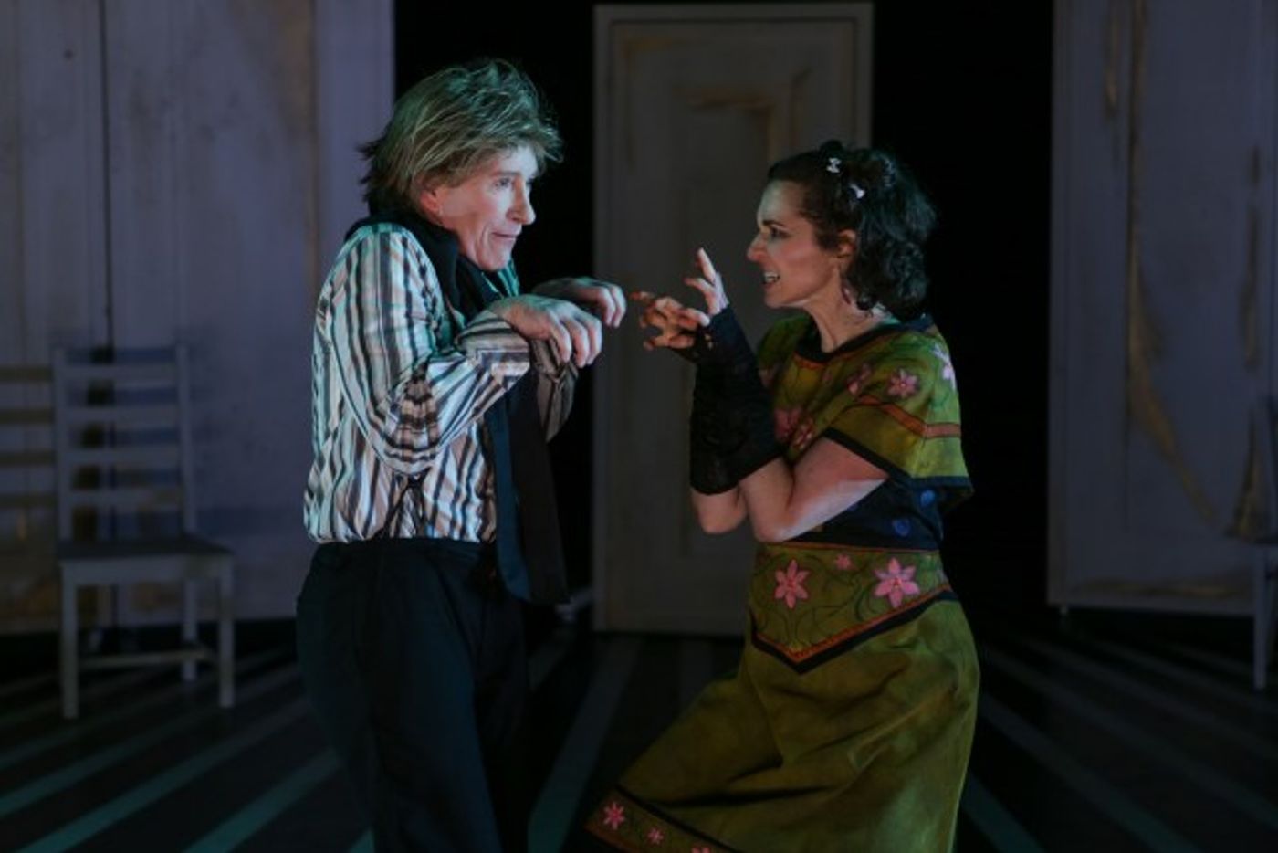 Review: Seattle Shakes' THE GOVERNMENT INSPECTOR Bribes Us with Delicious Cartoon Farce  Image