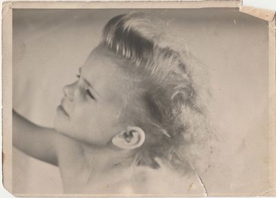 Tania Wisbar  Photo