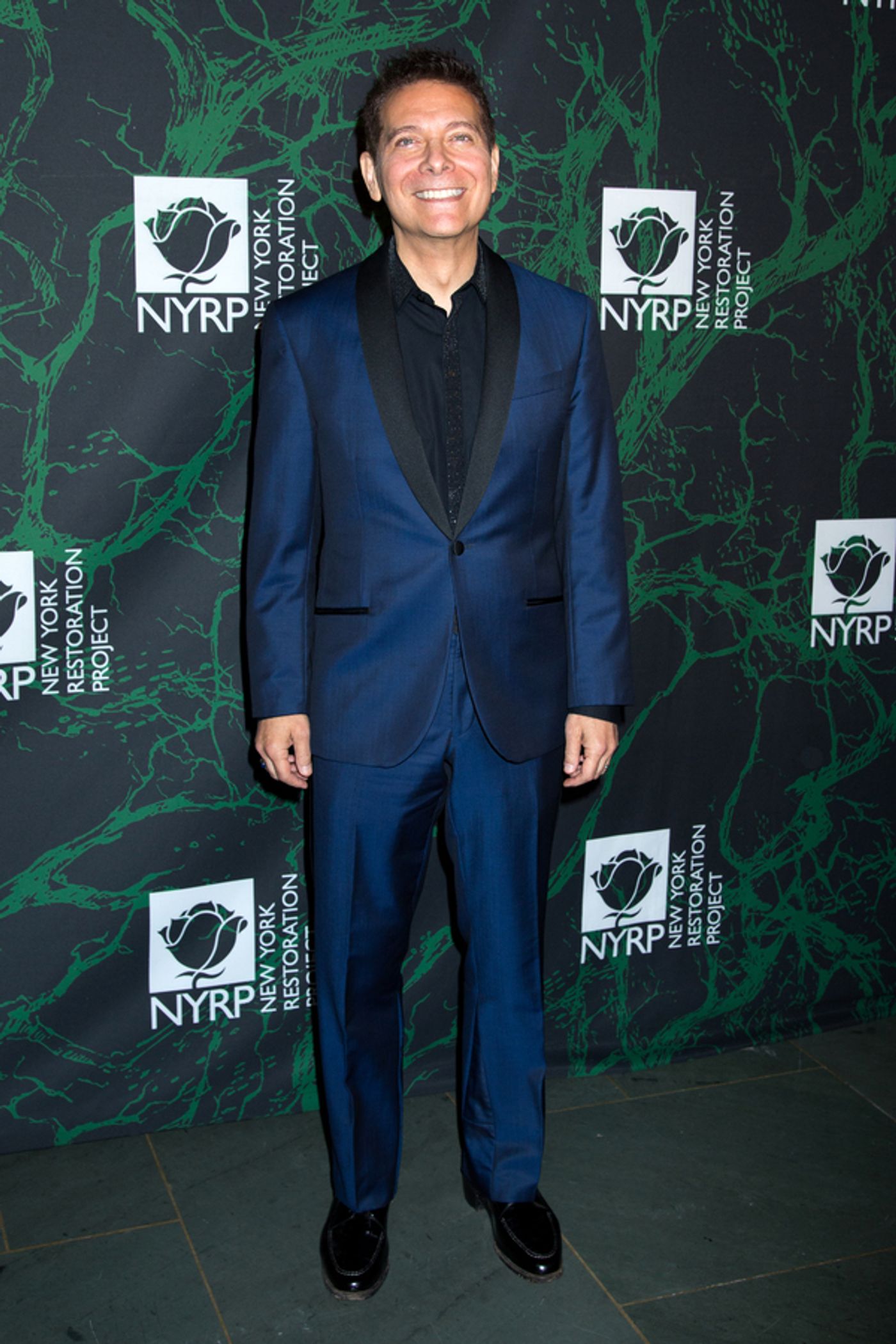 Photo Coverage: HELLO, DOLLY! Cast Dresses Up for Bette Midler's Hulaween!  Image