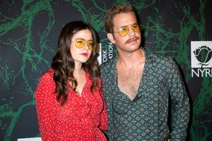 Molly Gordon, Ben Platt @ BroadwayWorld Molly Gordon, Ben Platt Photo
