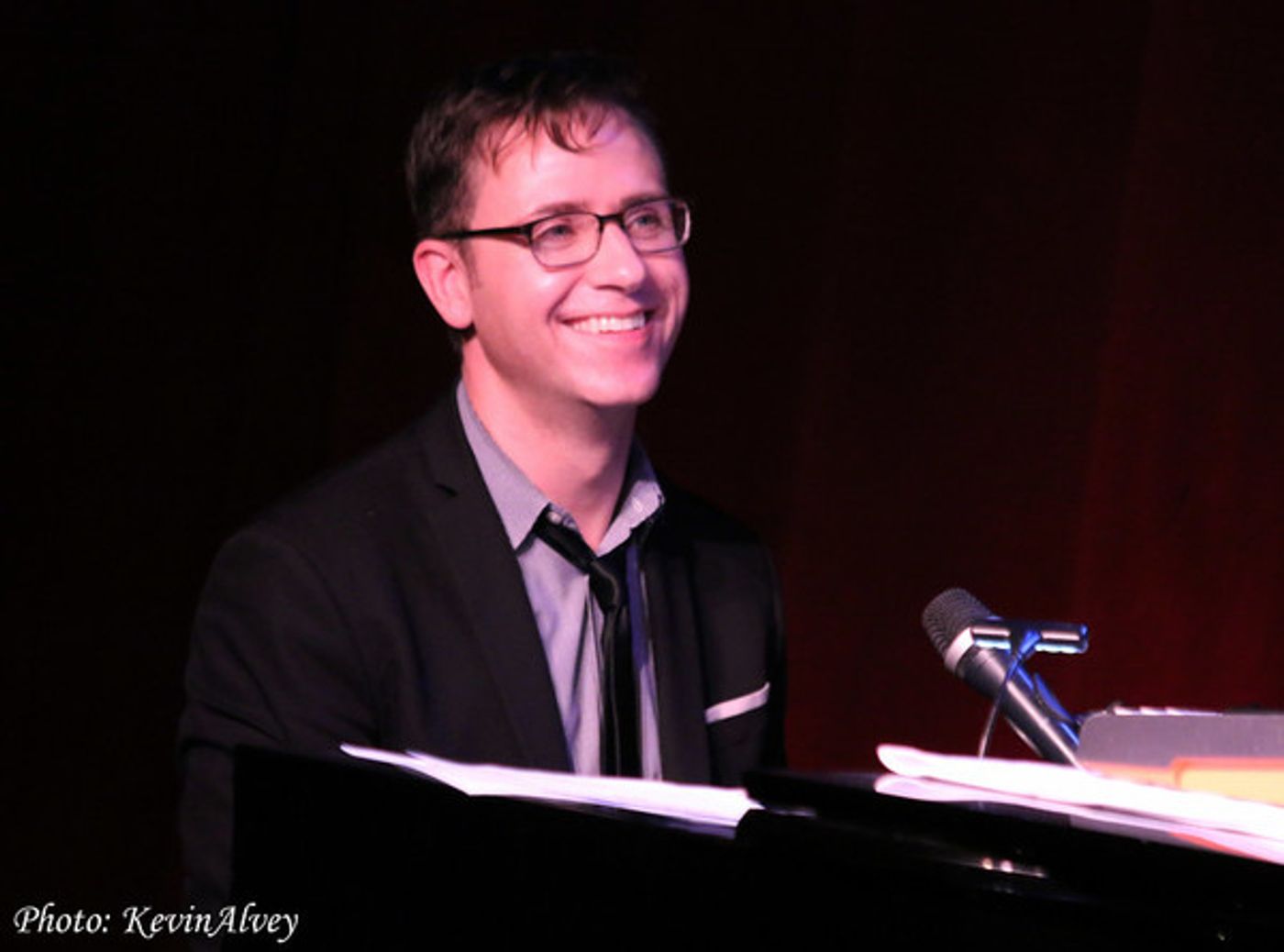 Photo Flash: Natalie Douglas Sings Dame Shirley Bassey at Birdland  Image