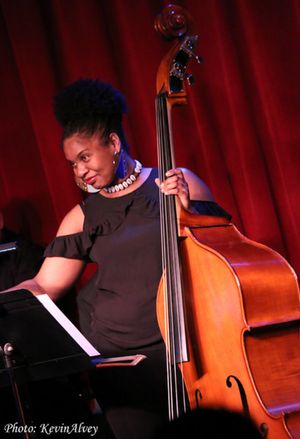 Endea Owens @ BroadwayWorld Endea Owens Photo