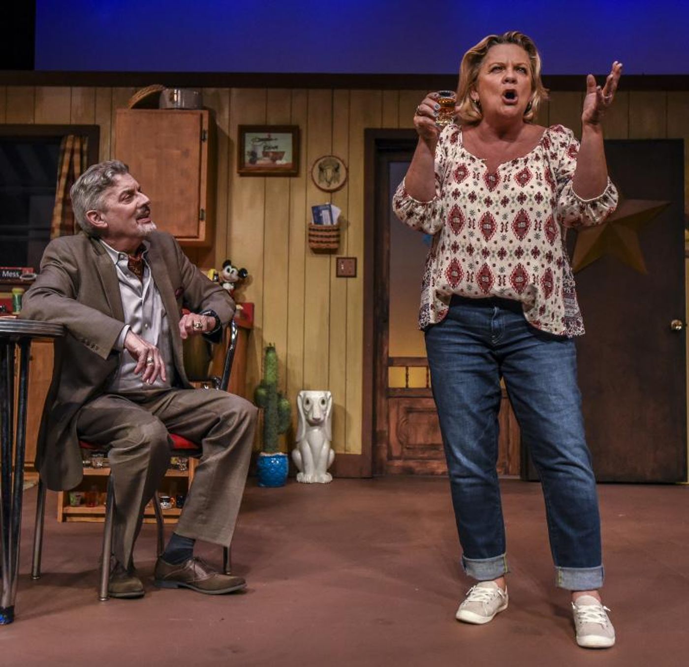 Review: BAKERSFIELD MIST at Bickford Theatre is Exceptional  Image