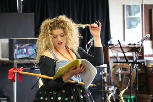 Emmy Stonelake  Photo