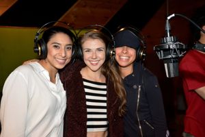 Lauren Boyd, Eliza Ohman and Lexi Lawson Photo