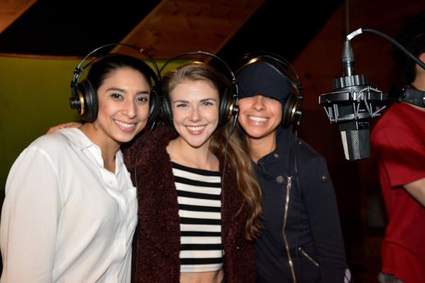 Lauren Boyd, Eliza Ohman and Lexi Lawson Photo