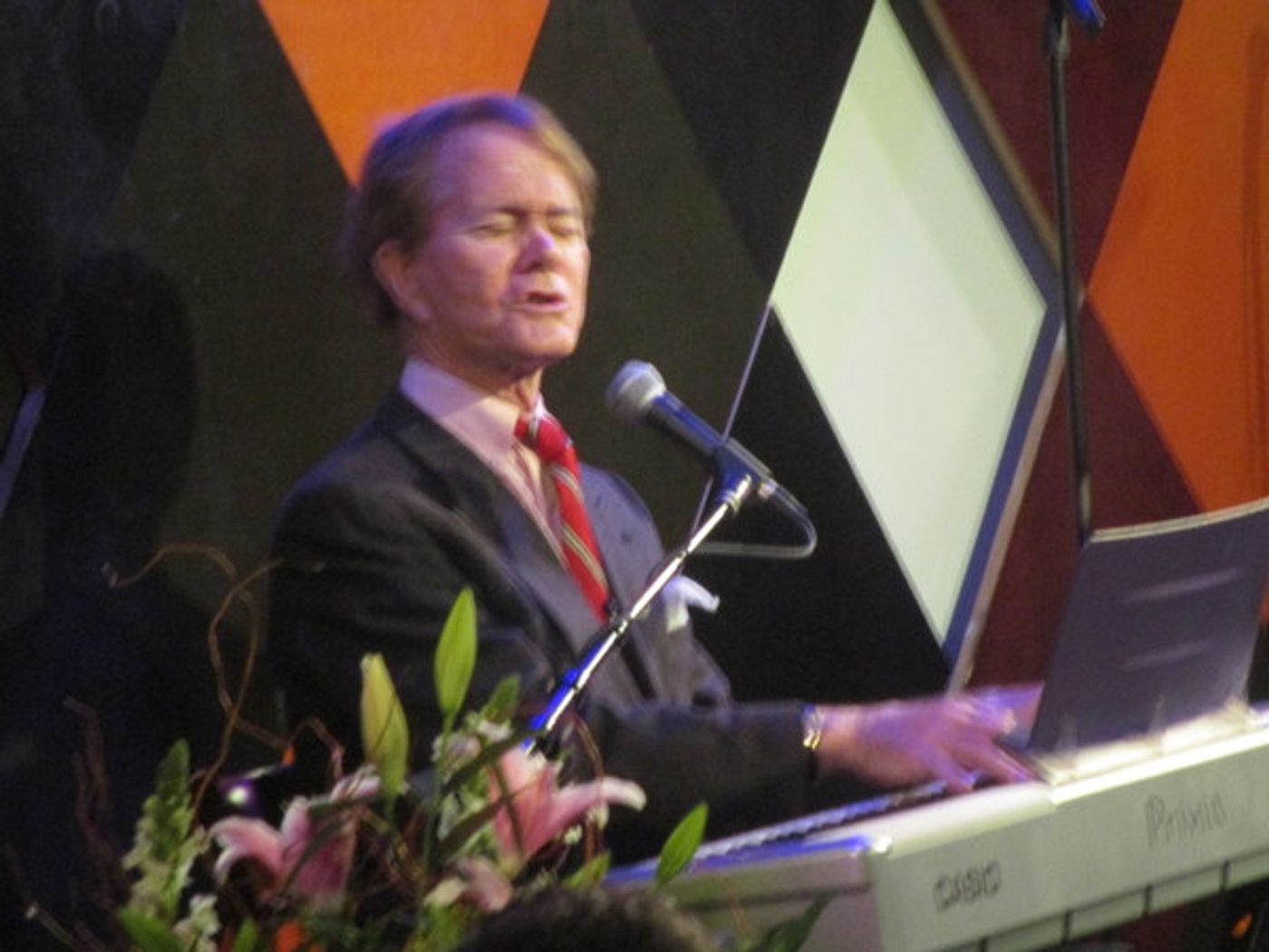 Photo Coverage: TRU Annual Benefit, Featuring Robert Cuccioli and Jana Robbins  Image