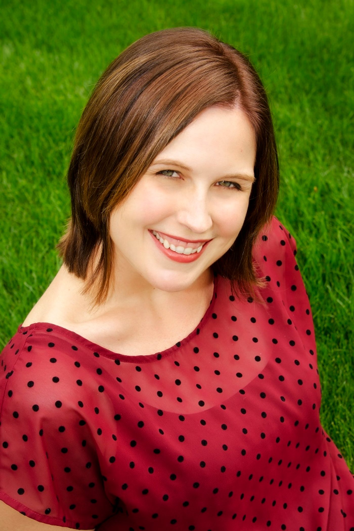 Interview: #1 New York Times Best Selling Author Marissa Meyer, Author of Brand-New Novel RENEGADES  Image