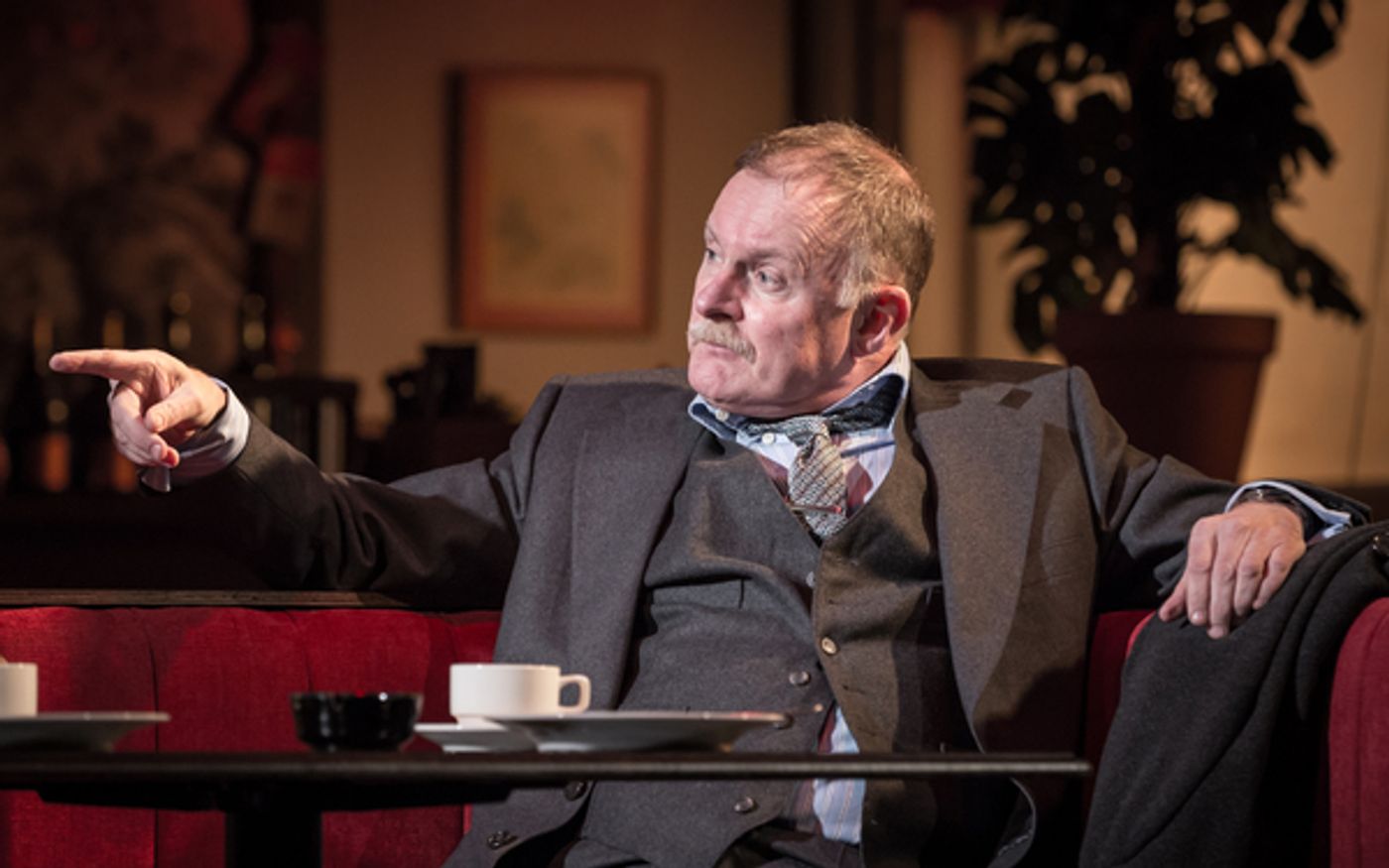 Photo Flash: First Look at Christian Slater and More in GLENGARRY GLEN ROSS in the West End  Image