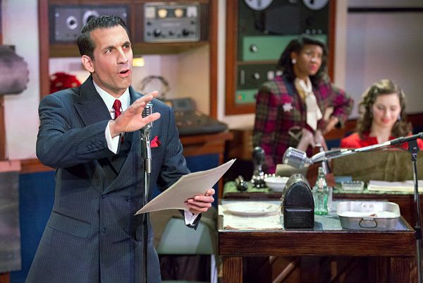 Damon Bonetti, Jessica Johnson and Tabitha Allen in IT'S A WONDERFUL LIFE: A LIVE RAD Photo