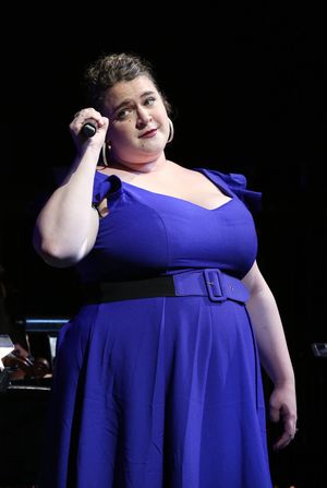 Bonnie Milligan Photo