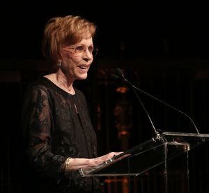 Carol Burnett Photo