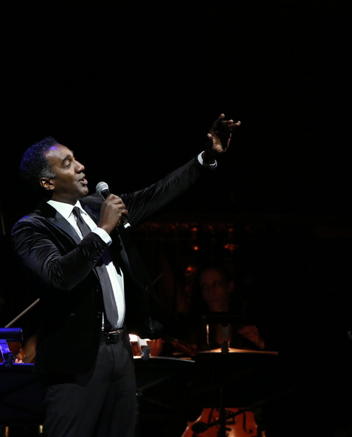 Photo Flash: Carol Burnett, Ramin Karimloo, Norm Lewis, John Mulaney, Stephen Sondheim and More Onstage at DGF's 2017 'Lucky Stars' Gala  Image