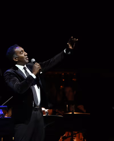 Norm Lewis Photo