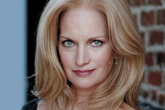 Janet Dickinson Photo