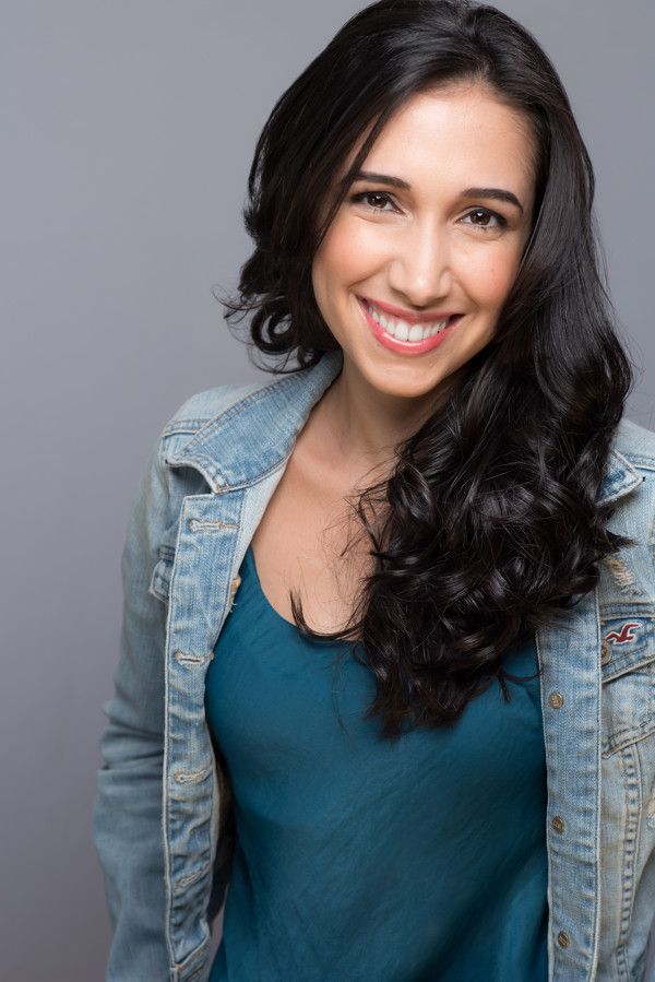 Camila Vergasta Photo