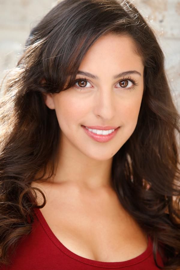 Laura Harrison Photo