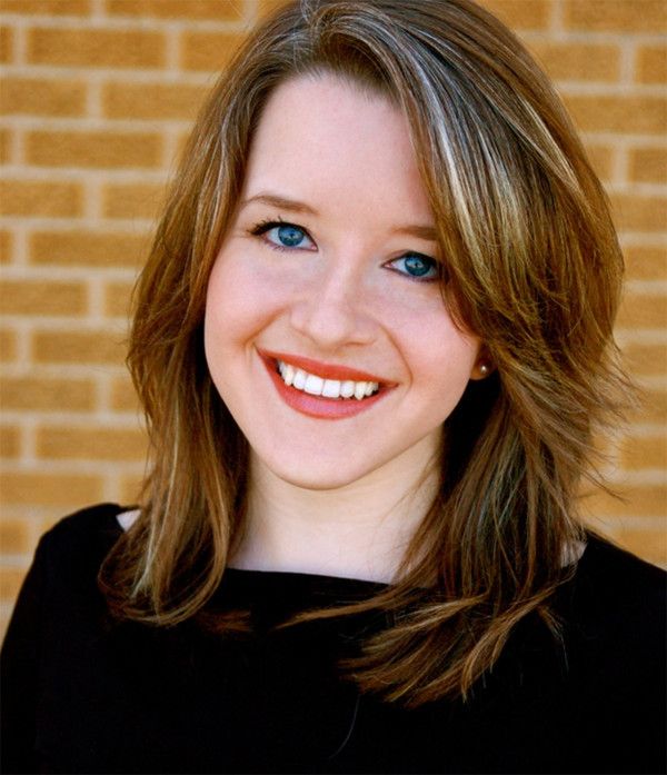Jessica Foster Photo