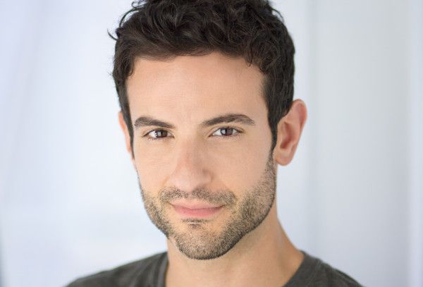 Niko Kourtis Photo