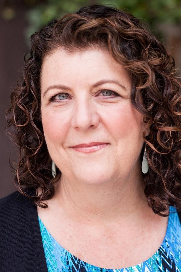 Elizabeth Greene Photo