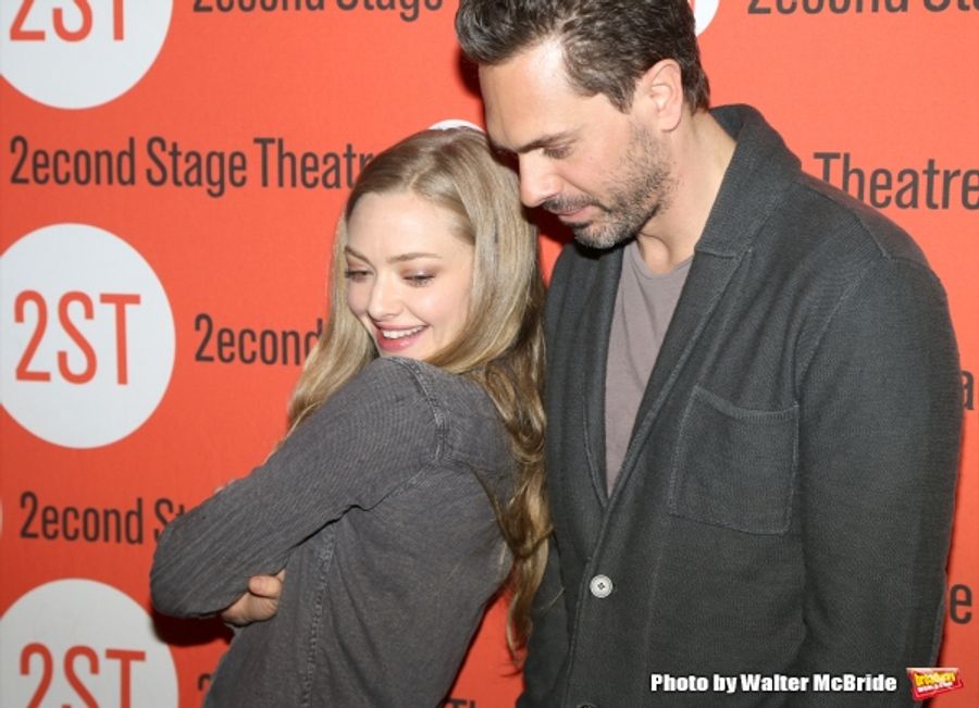 Off-Broadway Co-Stars Amanda Seyfried & Thomas Sadoski to Tie the Knot Image