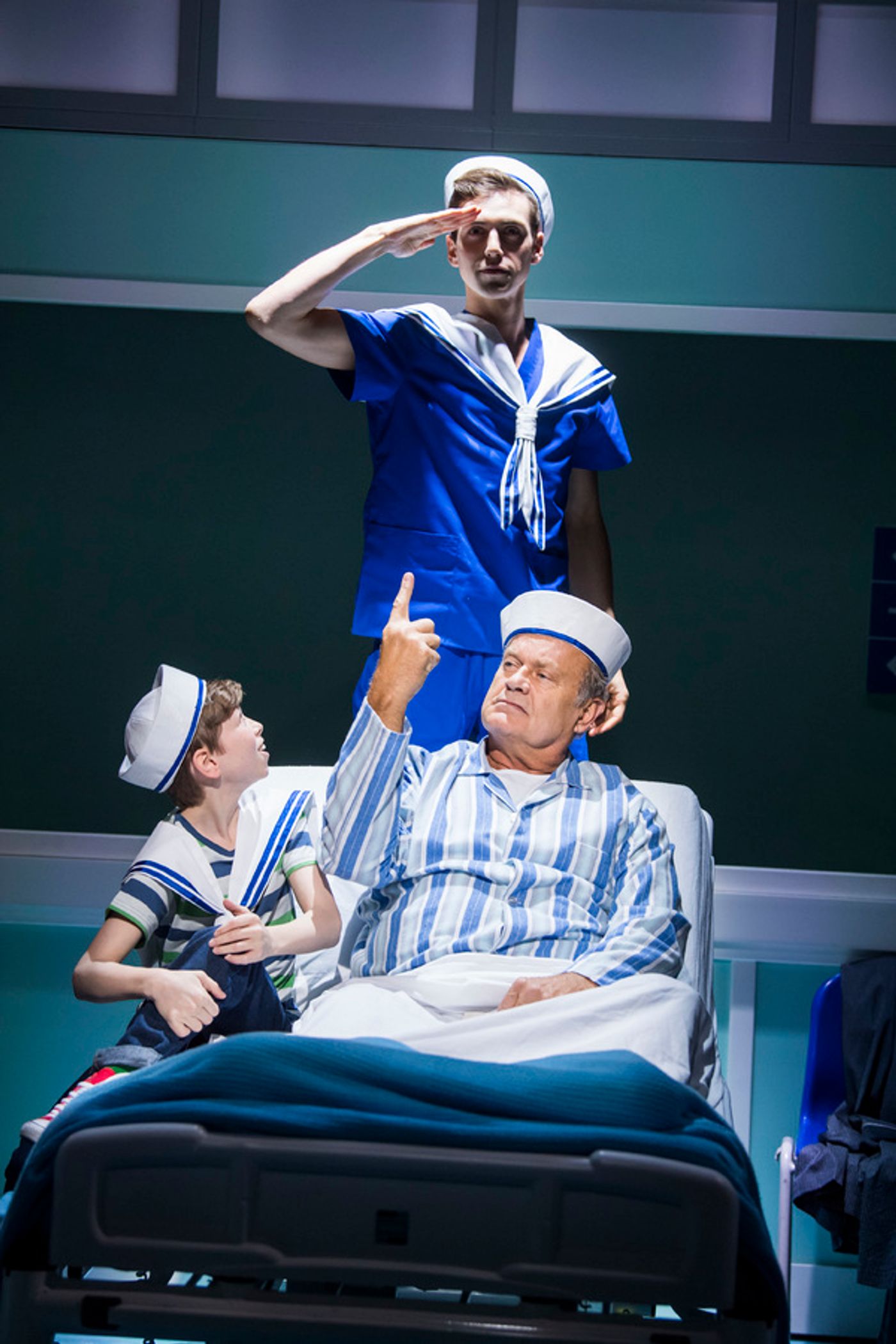 Photo Flash: First Look at BIG FISH Starring Kelsey Grammer at the Other Palace Photo Flash: First Look at BIG FISH Starring Kelsey Grammer at the Other Palace Image