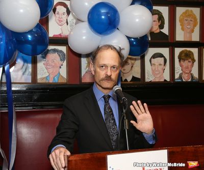 David Hyde Pierce Photo