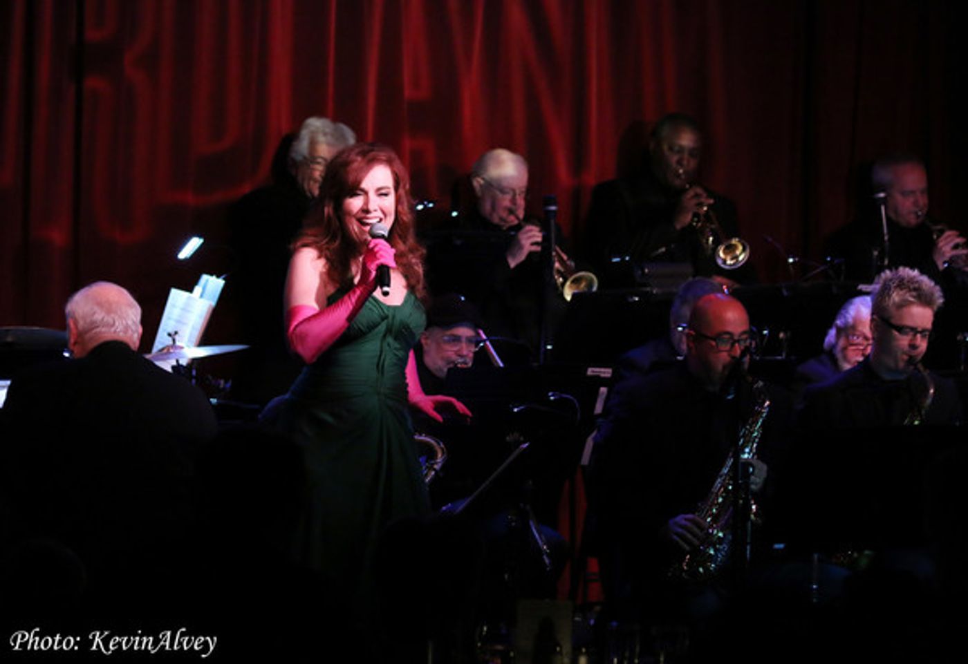 Photo Flash: Debbie Gravitte Celebrates BIG BAND BROADWAY at Birdland  Image