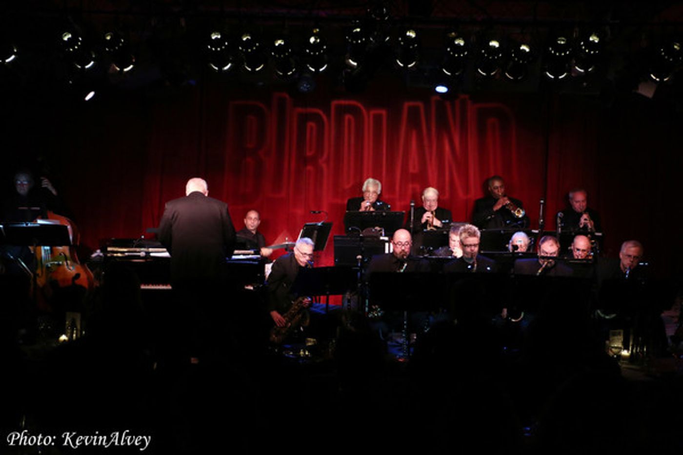Photo Flash: Debbie Gravitte Celebrates BIG BAND BROADWAY at Birdland  Image