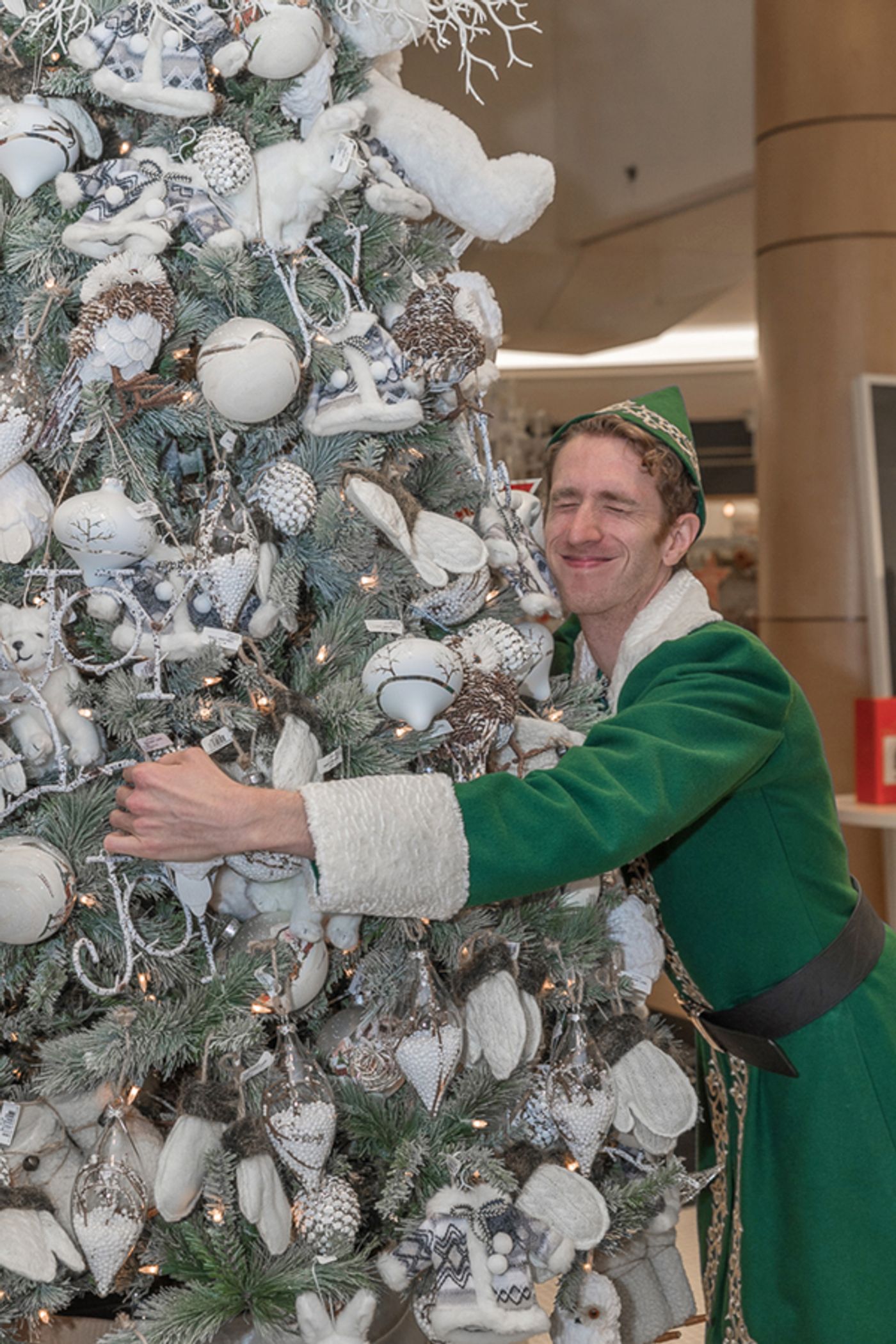 Photo Flash: Meet the Cast of the Paramount's ELF THE MUSICAL  Image
