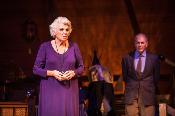 Tyne Daly and Robert Forster star in the world premiere of Chasing Mem??ries: A Photo