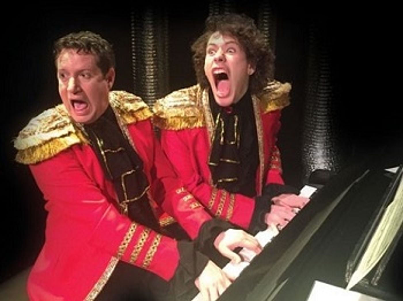 Roelof Colyn and James Smith to Headline Return of A HANDFUL OF KEYS to Pieter Toerien's Theatre at Montecasino  Image