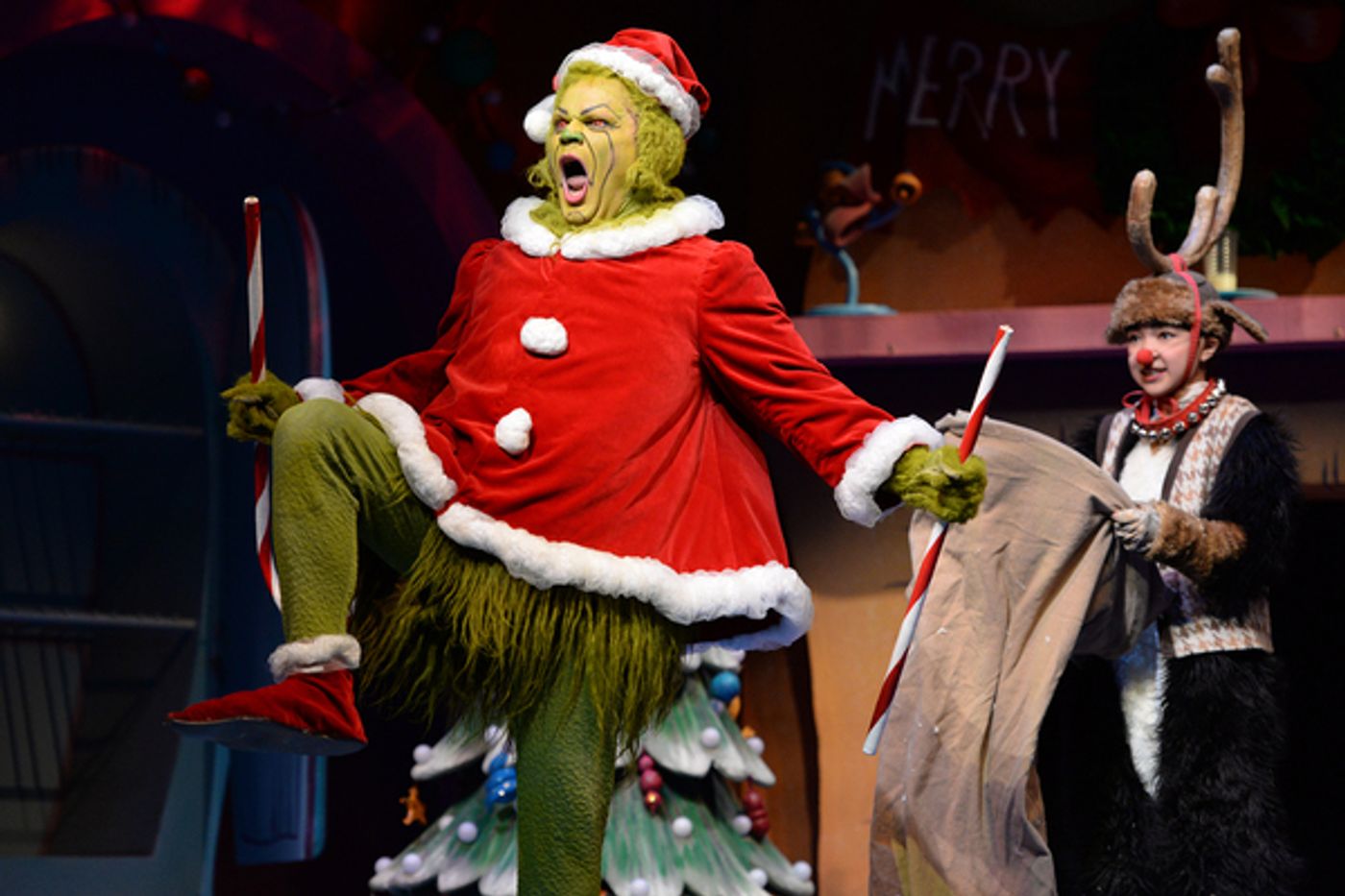 Photo Flash: Children's Theatre Company Brings Back Dr. Seuss's HOW THE GRINCH STOLE CHRISTMAS  Image
