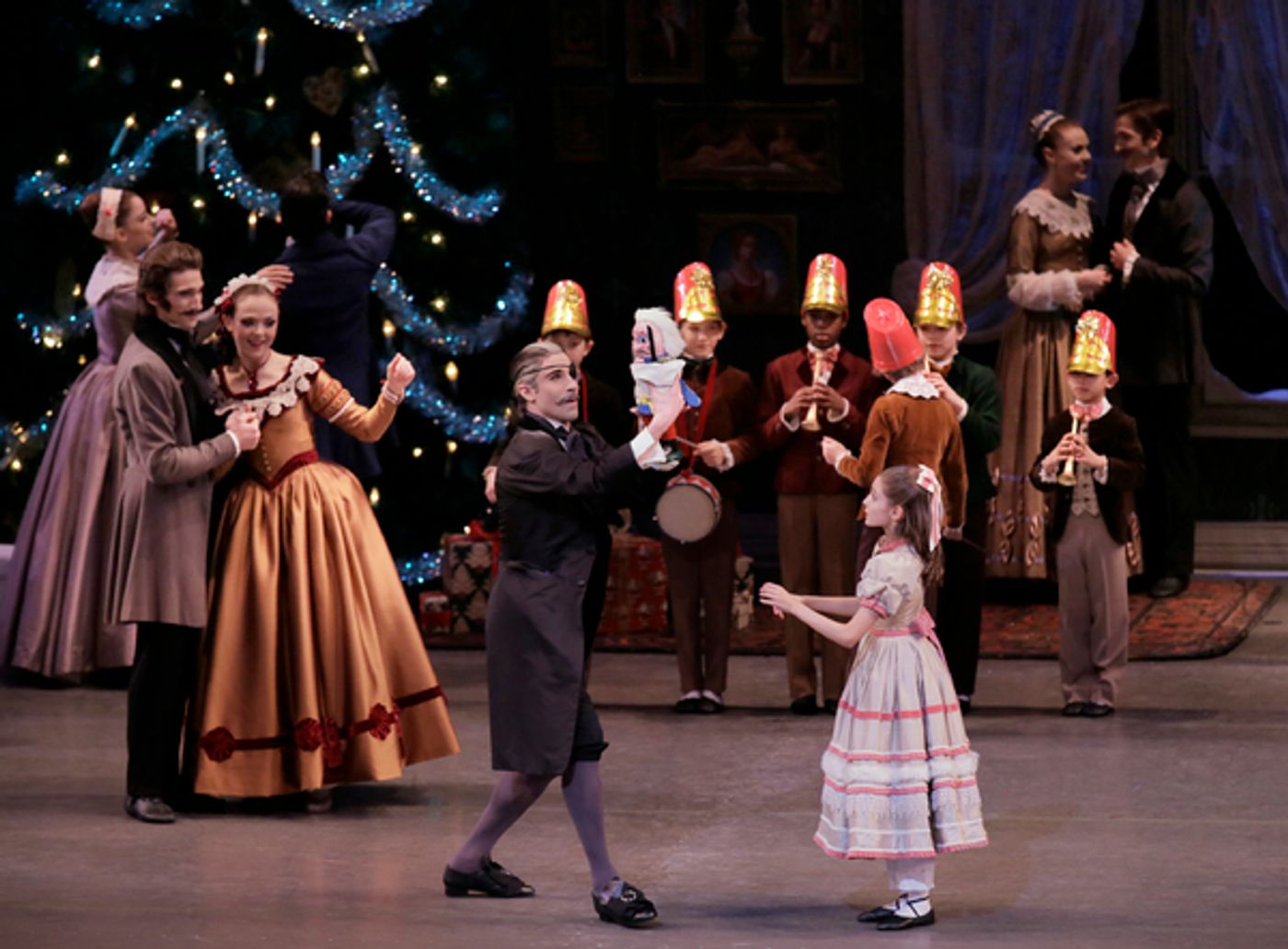 Photo Flash: Sneak Peek at New York City Ballet's THE NUTCRACKER  Image