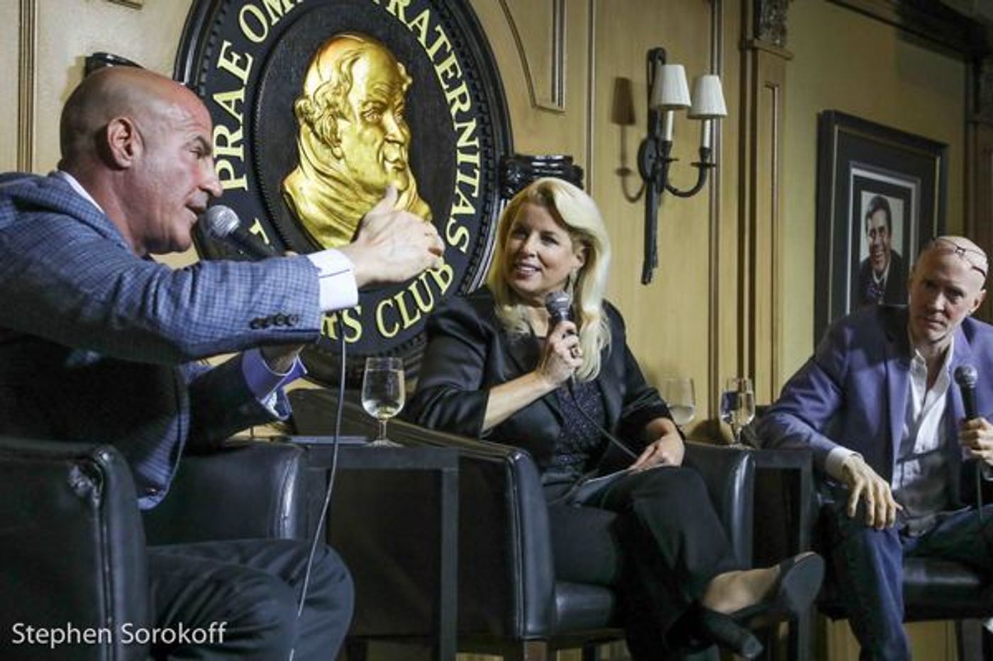 Photo Coverage: 77 WABC Talk Radio Talks to the Friars  Image