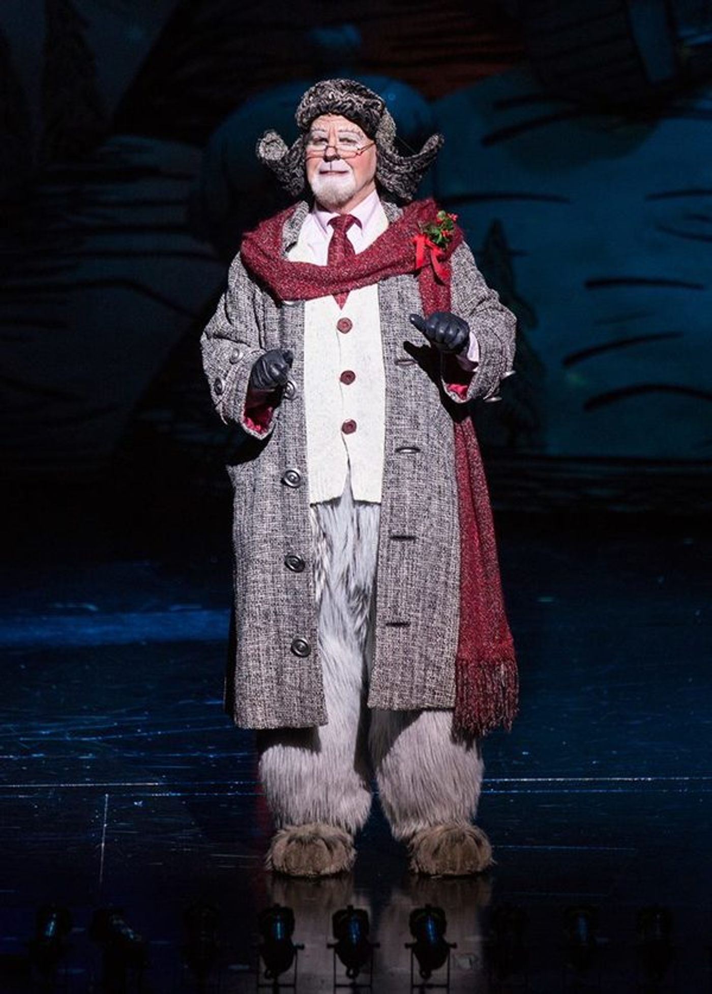 Photo Flash: See The Cast of HOW THE GRINCH STOLE CHRISTMAS At The Old Globe Theatre!  Image