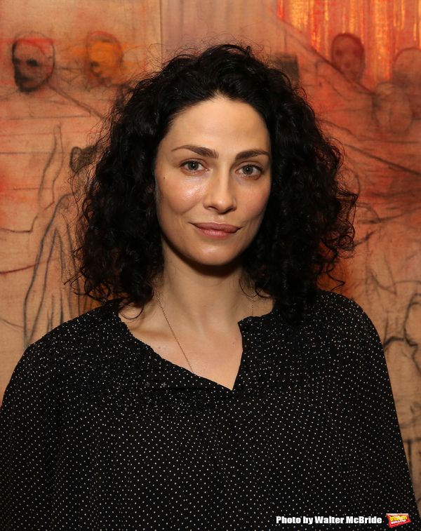 Joanne Kelly  Photo