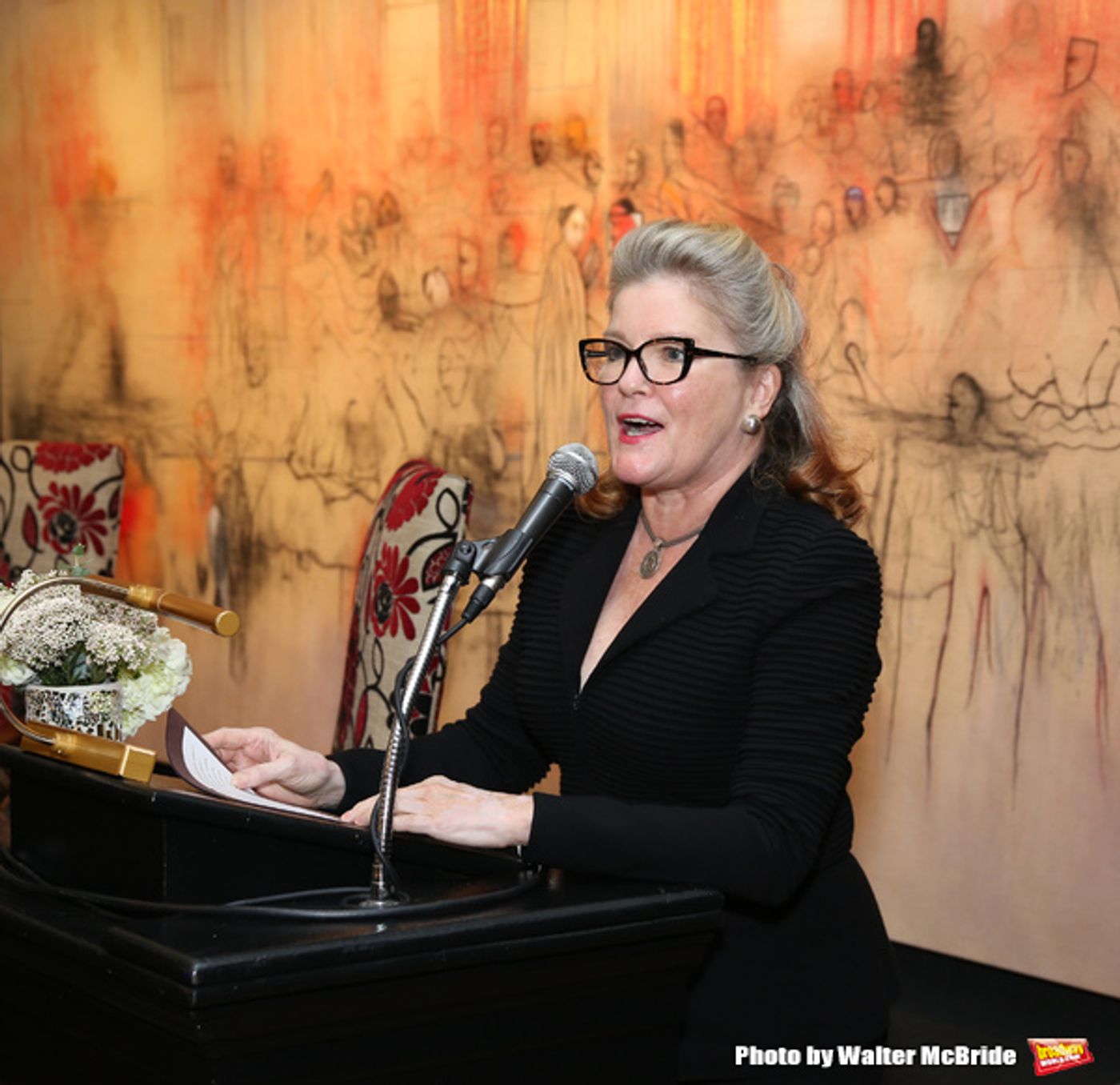 Photo Coverage: Kate Mulgrew Hosts the Vineyard Theatre's Annual Emerging Artists Luncheon  Image