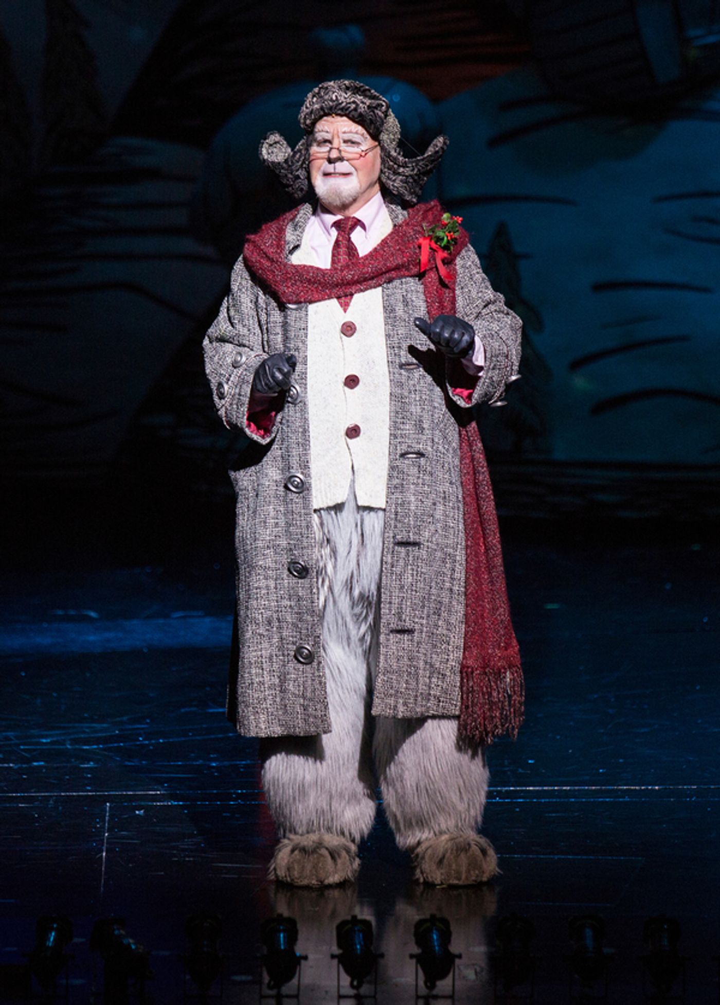 Photo Flash: First Look at Edward Watts and More in 'THE GRINCH' at The Old Globe  Image