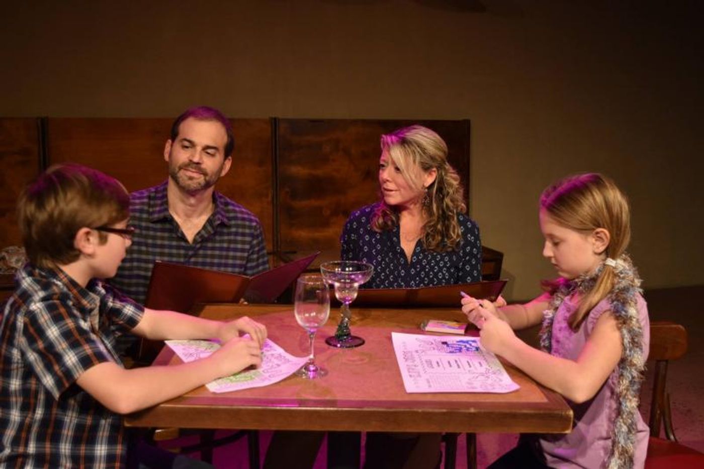 Review: THE BIG MEAL Feeds Four Generations of Family at Terrific New Theatre  Image